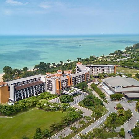 The Westin Desaru Coast Resort Exterior foto The Royal Paradise Hotel and Spa
